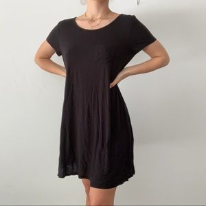 BLACK T SHIRT DRESS WITH POCKET DETAIL 🖤✨